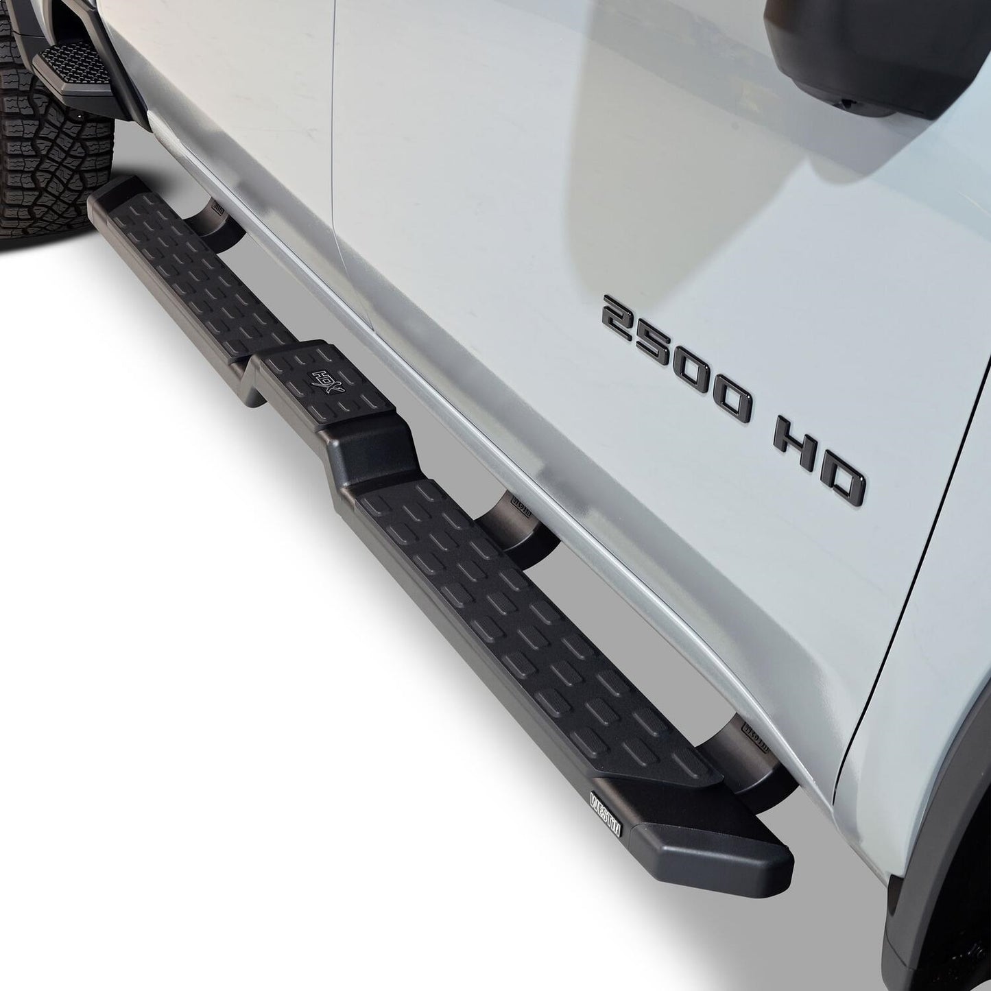 Westin HDX Running Boards for Chevrolet Silverado / GMC Sierra trucks (2019-2026) - 55-34135