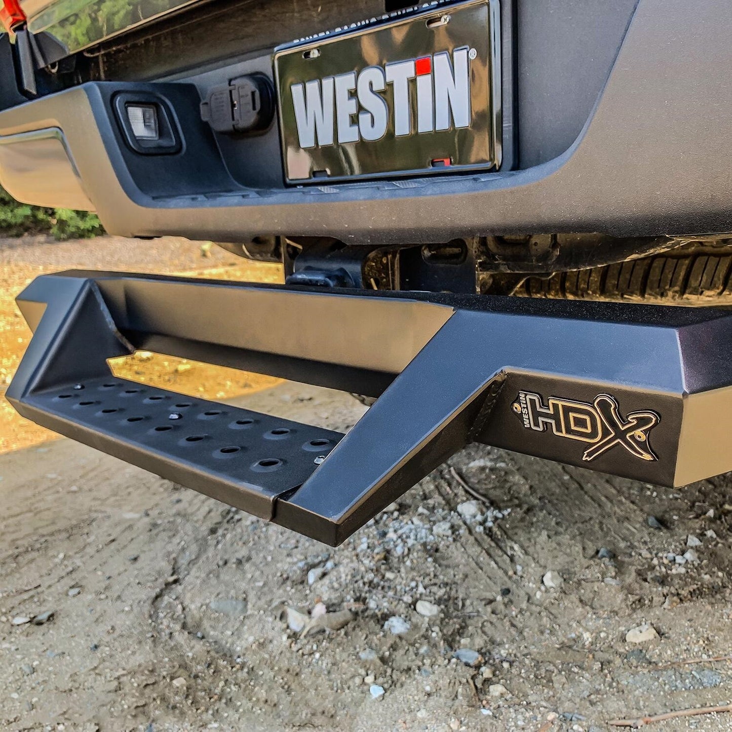 Westin HDX Drop Hitch Step - 56-10015