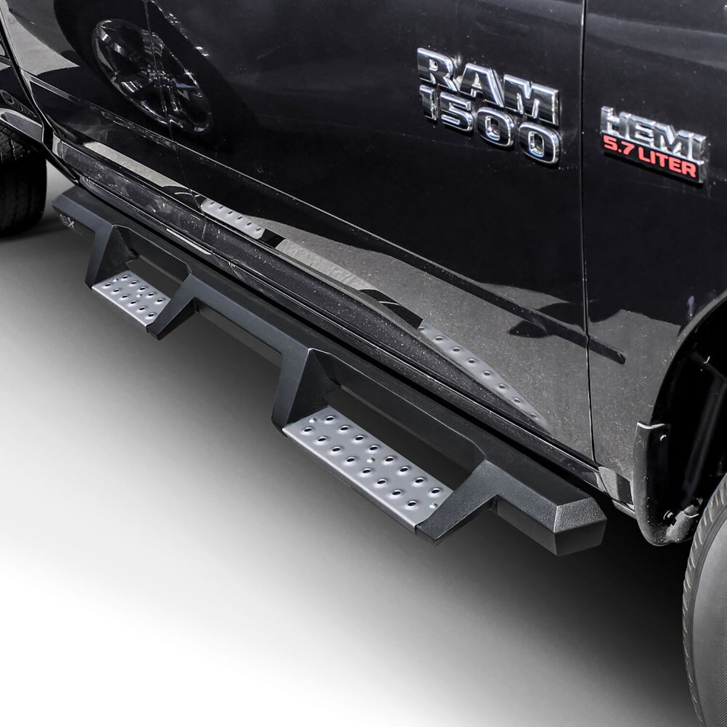 Westin HDX Stainless Drop Nerf Step Bars for RAM 1500 trucks (2009-2024) - 56-135552