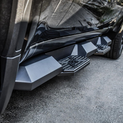 Westin HDX Xtreme Nerf Step Bars for Chevrolet Silverado / GMC Sierra trucks (2019-2026) - 56-24125