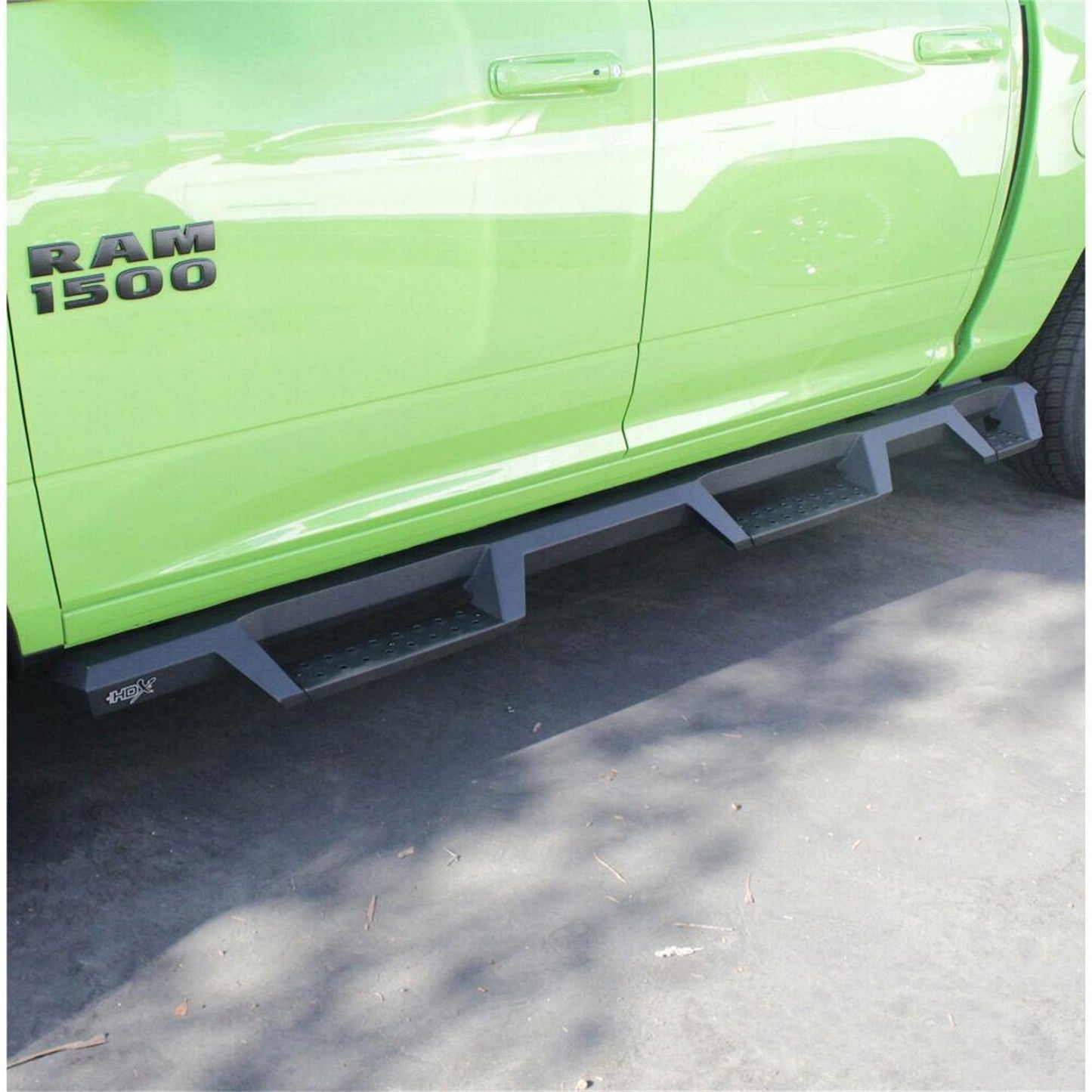 Westin HDX Drop Wheel-to-Wheel Nerf Step Bars for RAM 1500 trucks (2009-2024) - 56-534315