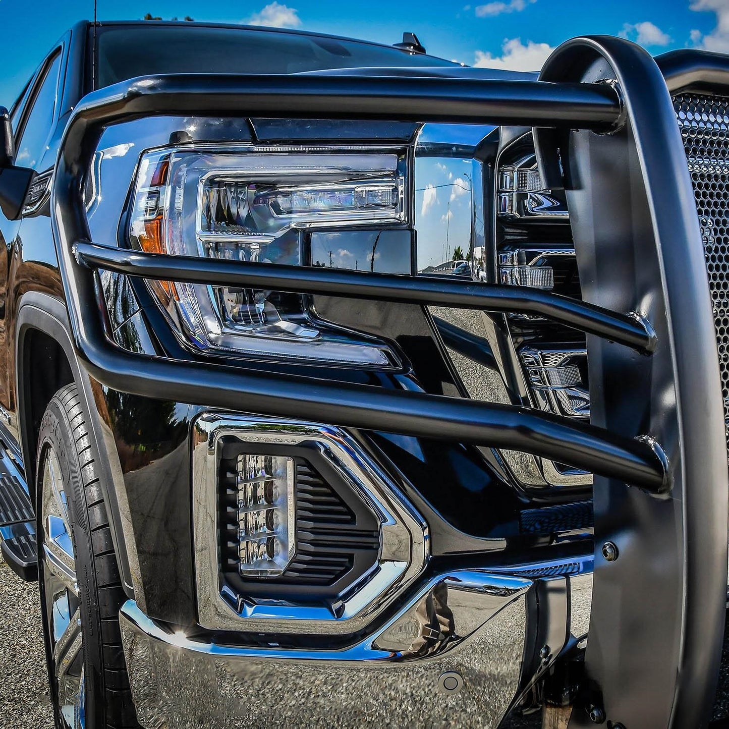 Westin HDX Grille Guard for GMC Sierra 1500 (2019-2022) - 57-3965