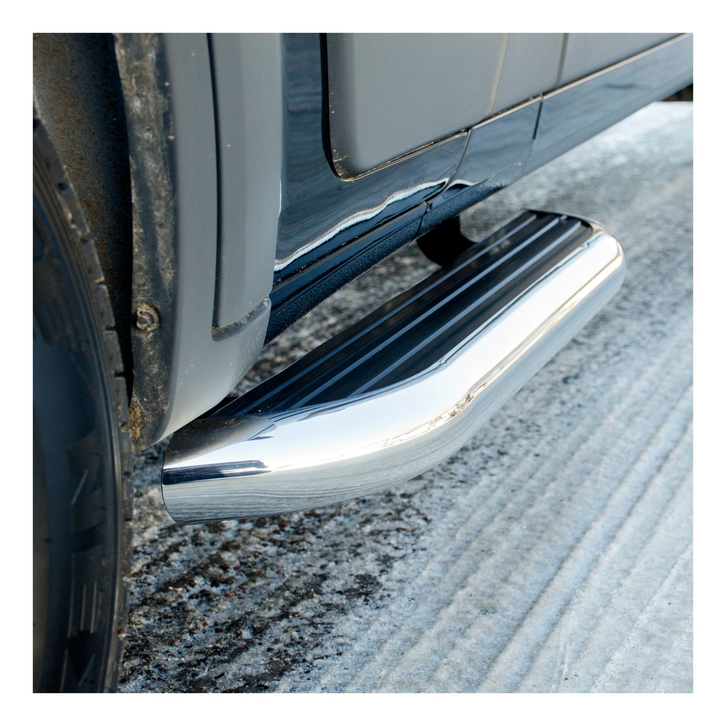 Luverne MegaStep 6-1/2" x 36" Aluminum Running Boards, Select Nissan NV1500, 2500, 3500