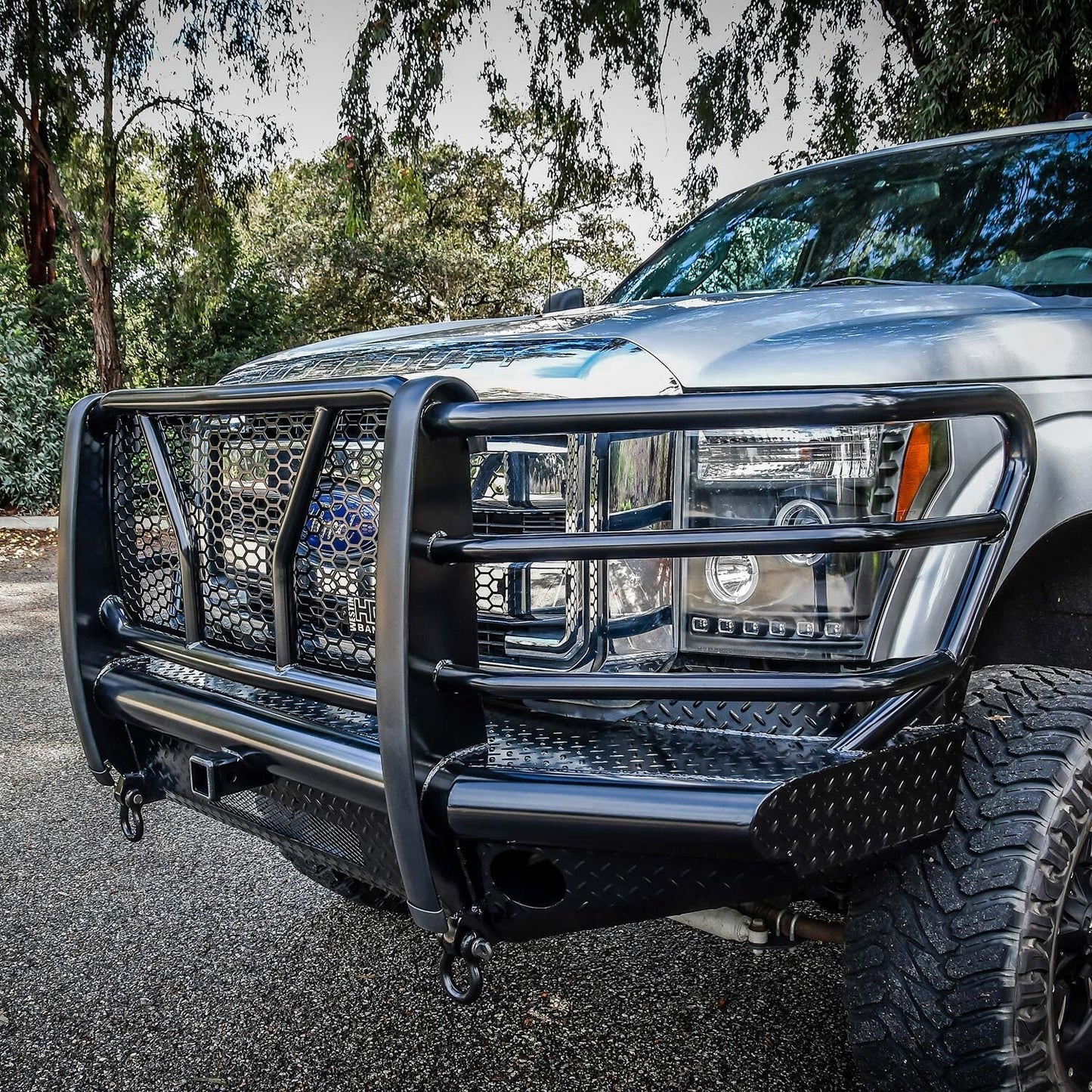 Westin HDX Bandit Front Bumper for Ford Super Duty (2011-2016) - 58-31115