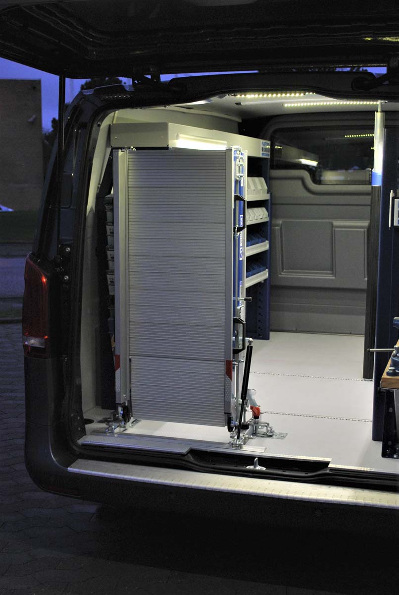 Aluminum Loading Ramp - Universal - Non-Swivel - Ramp Width: 47-in | Ramp Length: 108-in | Ramp Platform: Perforated | Capacity: High Capacity