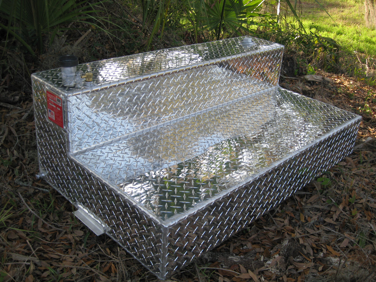 RDS 60-Gallon Treadplate Aluminum L-Shaped Transfer Tank - 48-in x 28-in x 16.5-in - 72770