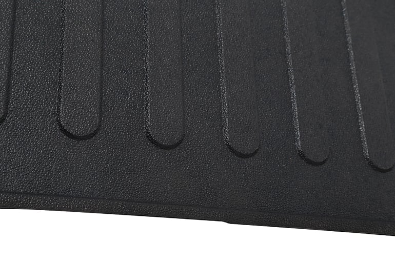 Dee Zee Heavyweight Bed Mat - Custom Fit for Nissan Titan (2016-2023) - 6.5' Bed