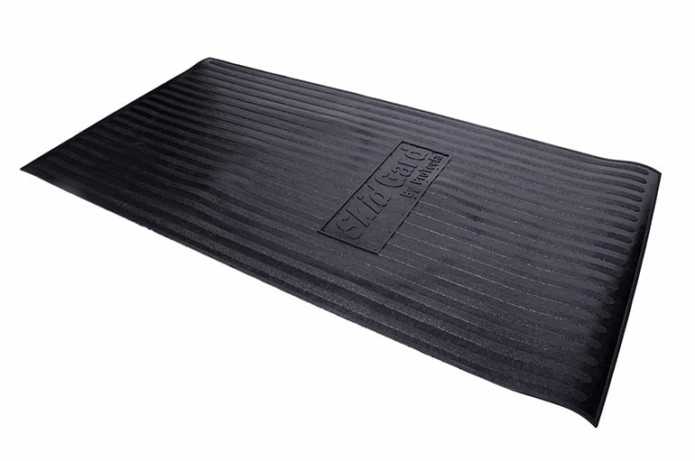 Dee Zee Heavyweight Bed Mat - Universal - 3.5-ft x 6-ft