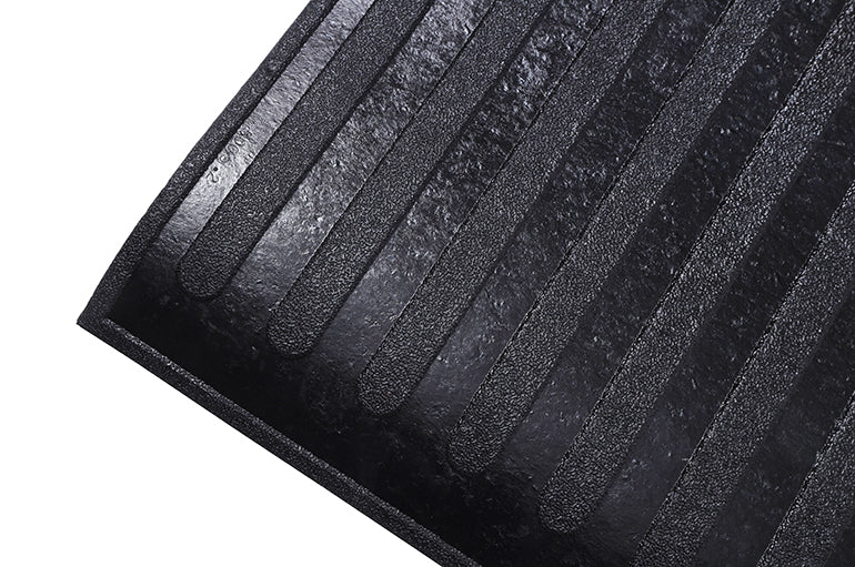 Dee Zee Heavyweight Universal Bed Mat - Lined - 8-ft x 4-ft