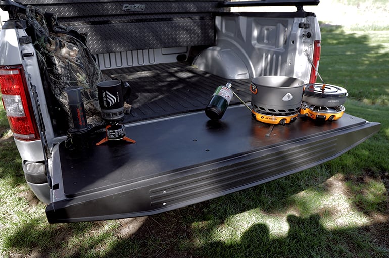 Dee Zee Tailgate Board - Polymer Composition for Chevy/GMC Colorado/Canyon (2015-2023)