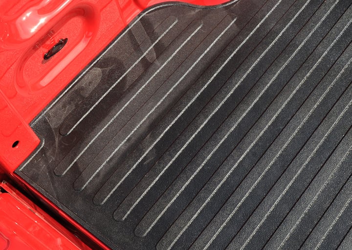 Dee Zee Heavyweight Bed Mat - Custom Fit for Nissan Titan (2016-2023) - 6.5' Bed