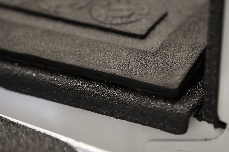 Dee Zee Heavyweight Bed Mat - Custom Fit for Ford F150 (2015-2023) - 6.5' Bed