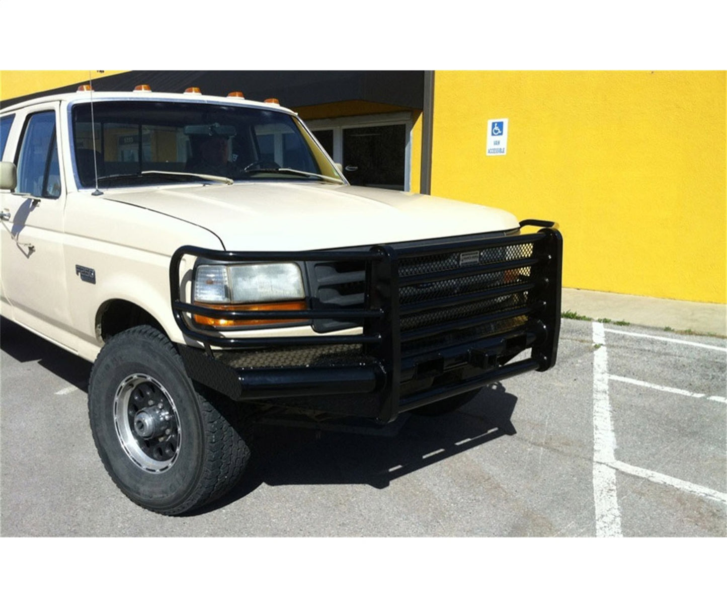 Ranch Hand Legend Series Front Bumper with Grille Guard for Ford Super Duty, Ford F-150 (1992-1997) - FBF921BLR