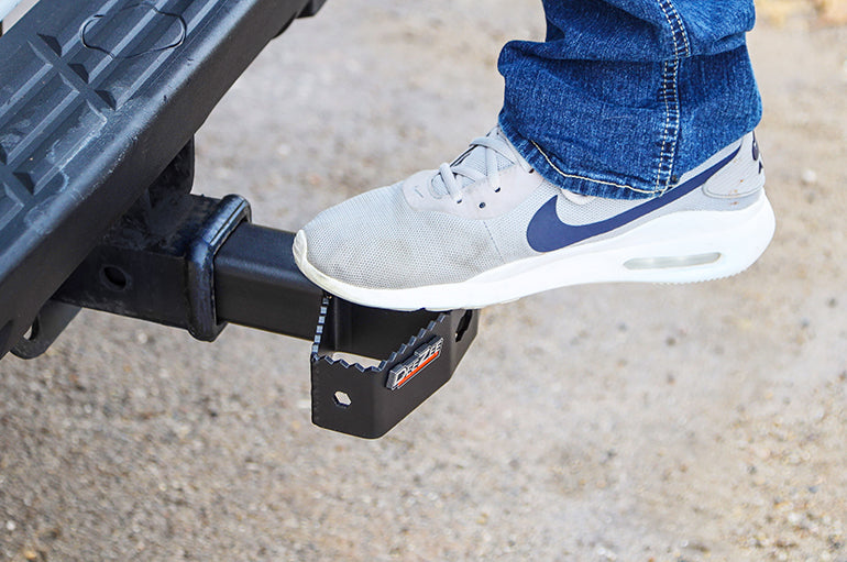 Dee Zee Hitch Step
