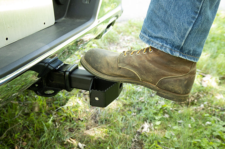 Dee Zee Hitch Step