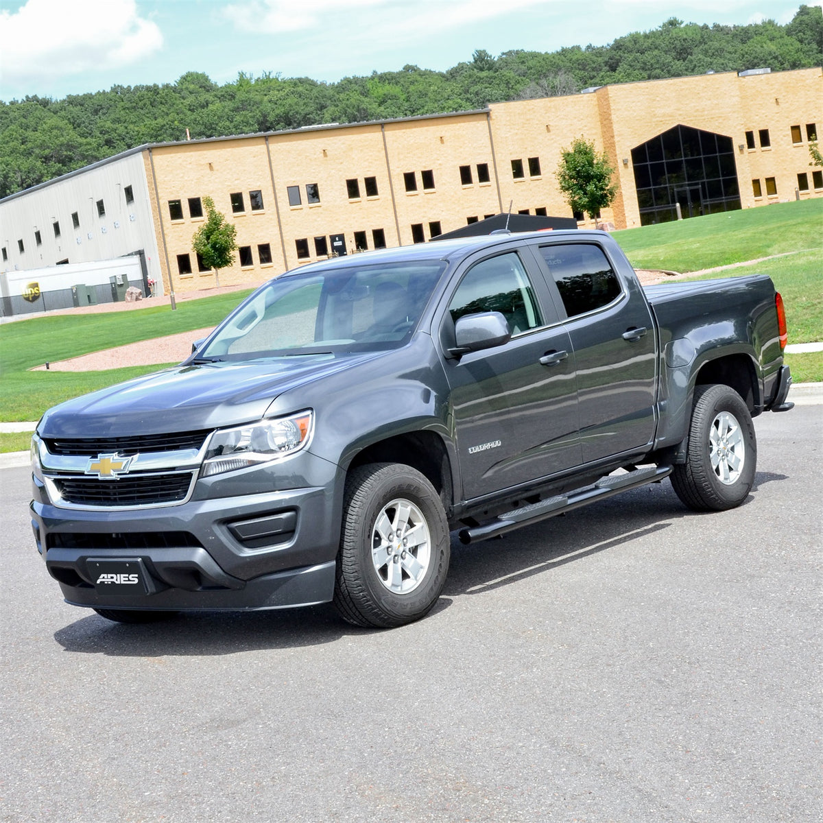 ARIES 4-in Oval Black Steel Nerf Bars for Chevrolet/GMC Canyon/Colorado Crew Cab (2015-2026) - S224051