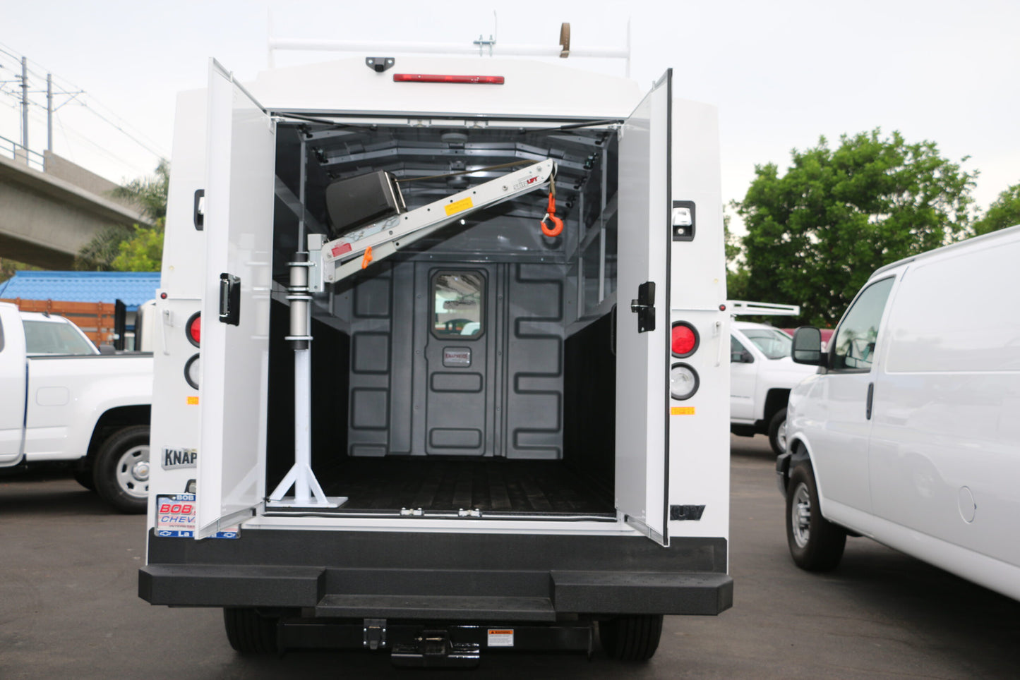 SpitzLift Service Body Crane - Enclosed Service Body - High Roof - Rear Door - 650 lbs. Capacity