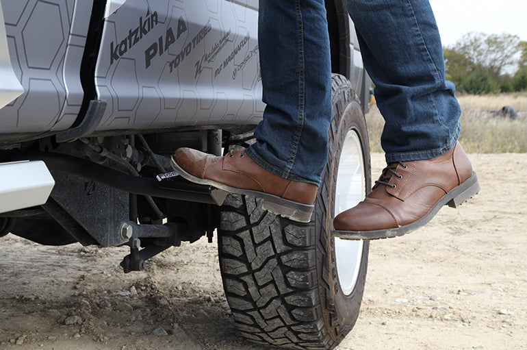 Dee Zee Side Box Step for Dodge/Ram Ram (2019-2023) - 6.5' Bed