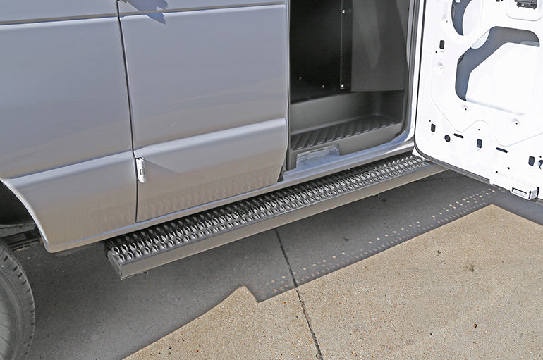 Dee Zee Running Board Rough Step - ExtCab