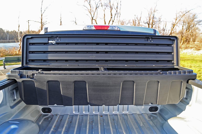 Dee Zee 63-in Crossover Box – Black | Upfit Supply