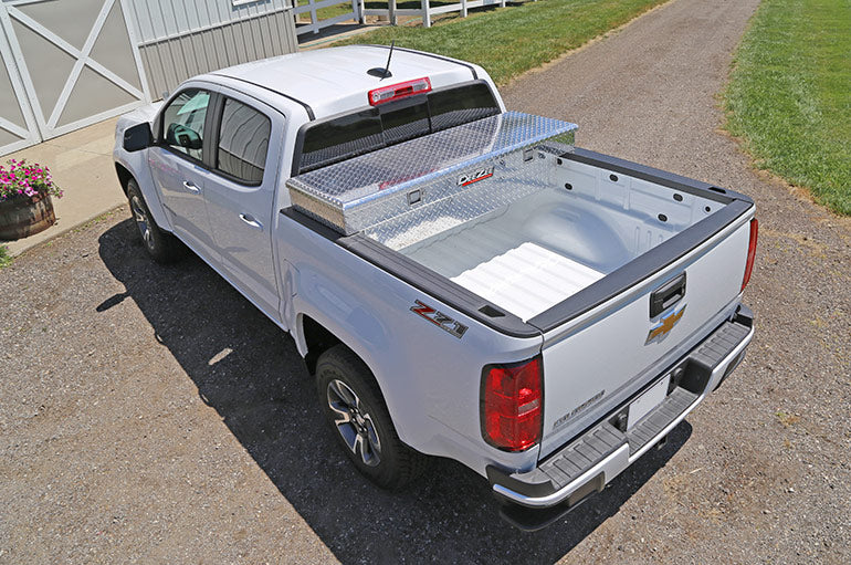 Dee Zee Crossover Tool Box - Red Label - 63-in - Standard Lid