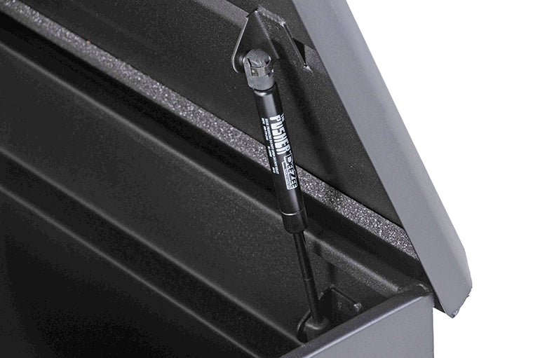 Dee Zee Crossover Tool Box - HARDware Series - 70-in - Standard Lid - Black