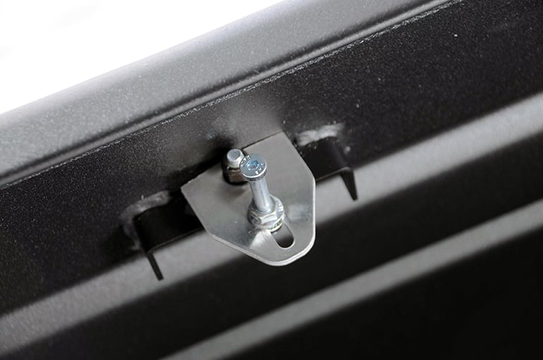 Dee Zee Crossover Tool Box - HARDware Series - 70-in - Gull Wing - Black