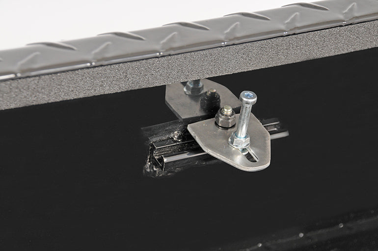 Dee Zee Tanks - Combo Black Tread Aluminum