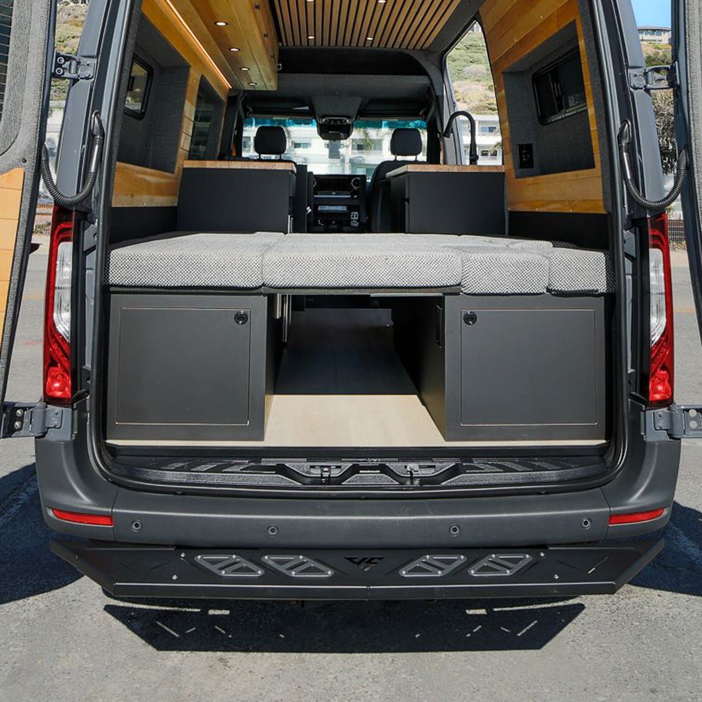 Vanspeed Rear Hitch Step for Mercedes Sprinter 144/170 (2012+) - VNSPD-009