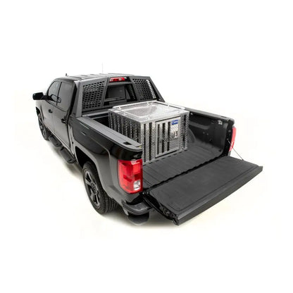 UWS Bright Aluminum 36" X 36" Single-Door Dog Box