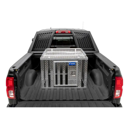UWS Bright Aluminum 36" X 36" Single-Door Dog Box