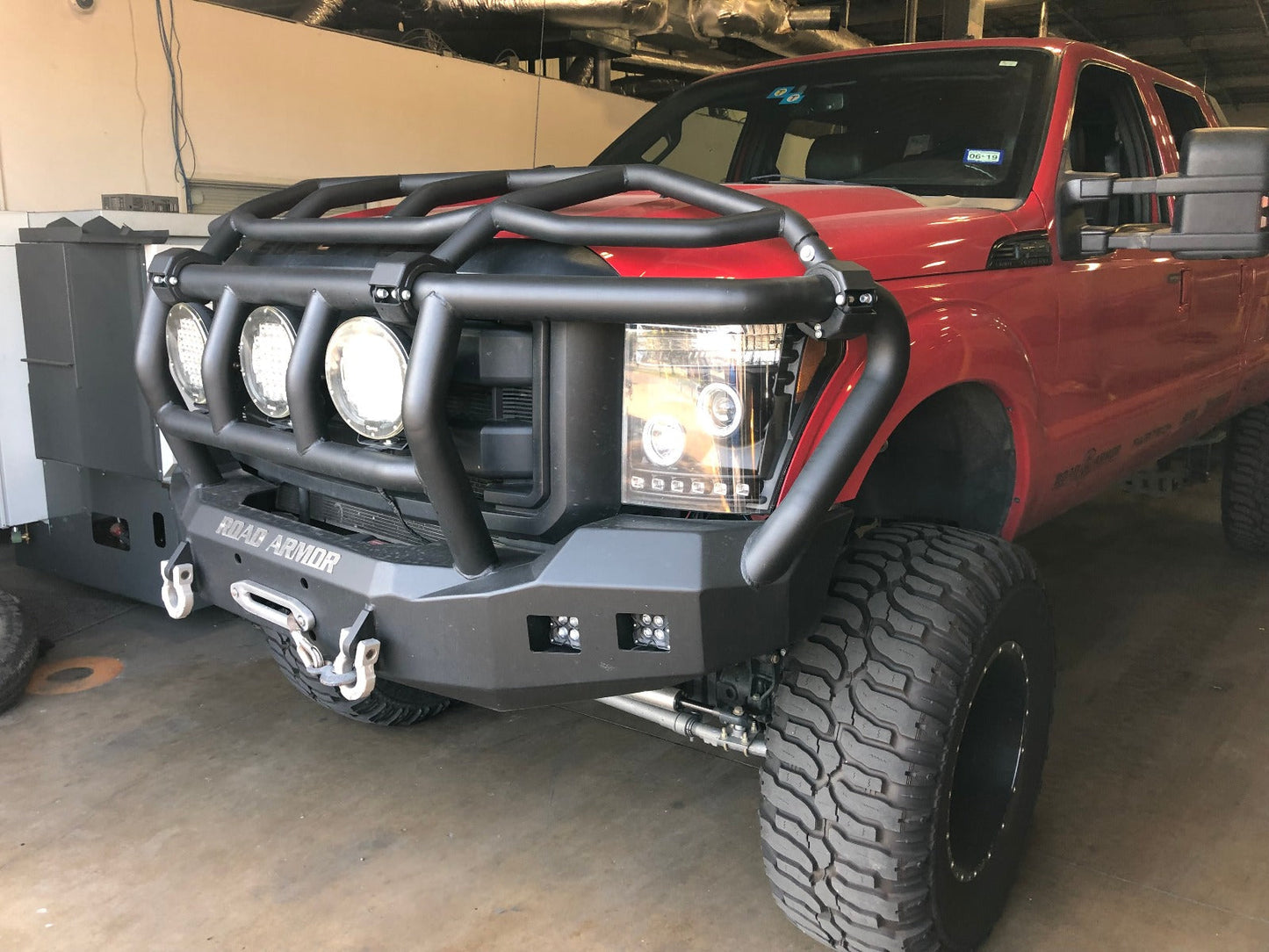 Road Armor Stealth Front Winch Bumper Titan II Guard - Intimidator 2011-2016 Ford F-250 F-350 - 611R3B