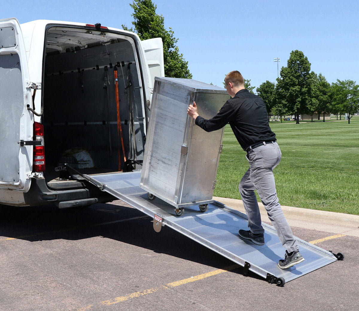 Link LB20 Bi-Fold Cargo Van Ramp
