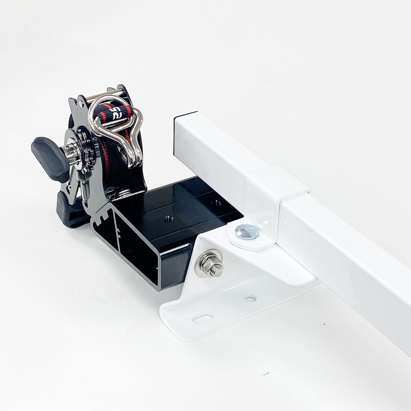 Vantech Self-Contained Ratchet Tie-Down for M Series System