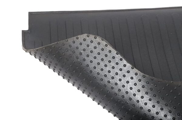 Dee Zee Heavyweight Bed Mat - Custom Fit for Nissan Titan (2016-2023) - 6.5' Bed - Image 4