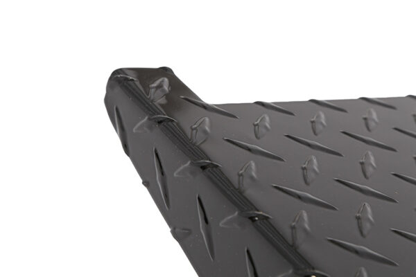 Dee Zee Tailgate Protector Full Black-Tread for Chevy/GMC Silverado/Sierra (2014-2019) - Image 3