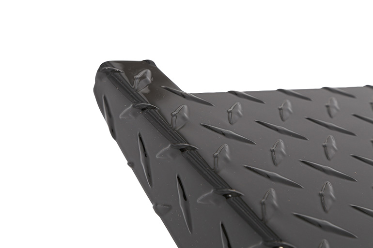 Dee Zee Black Tread Tailgate Protector Dee Zee Black Tread Tailgate Protector