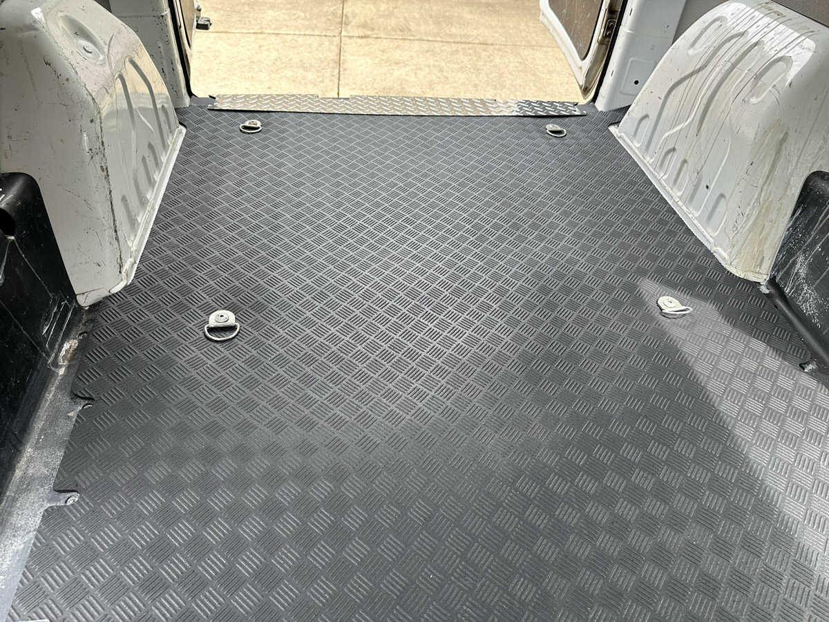 AutoMat-Bar Rubber Floor Mat with Aluminum Sill Set for RAM ProMaster City  - 671-043-7521.U - Upfit Supply