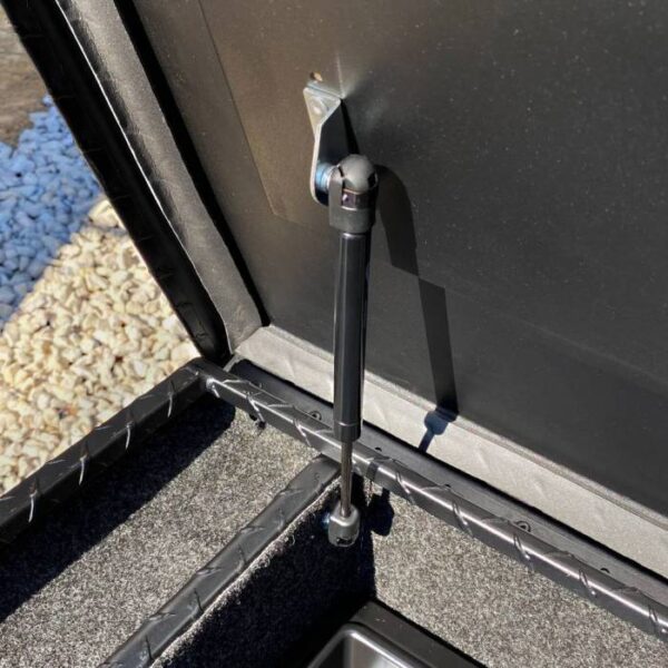 CamLocker Crossover Tool Box - 63-in - Low Profile Lid - Standard Depth - Image 4