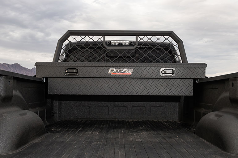 Dee Zee Crossover Tool Box - Red Label - 70-in - Standard Dee Zee Crossover Tool Box - Red Label - 70-in - Standard