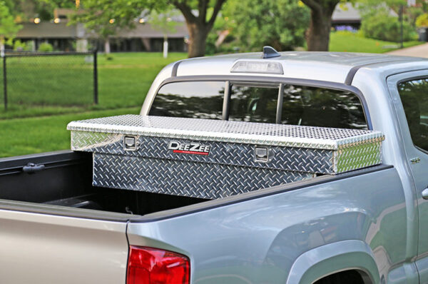 Dee Zee Crossover Tool Box - Red Label - 63-in - Standard Lid - Aluminum - Image 3