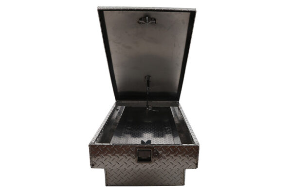 Dee Zee Crossover Tool Box - Red Label - 63-in - Gull Wing - Aluminum - Image 5