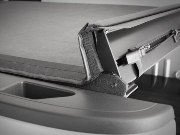 WeatherTech Roll Up Truck Bed Cover for Ford Ranger (2024) - Image 3